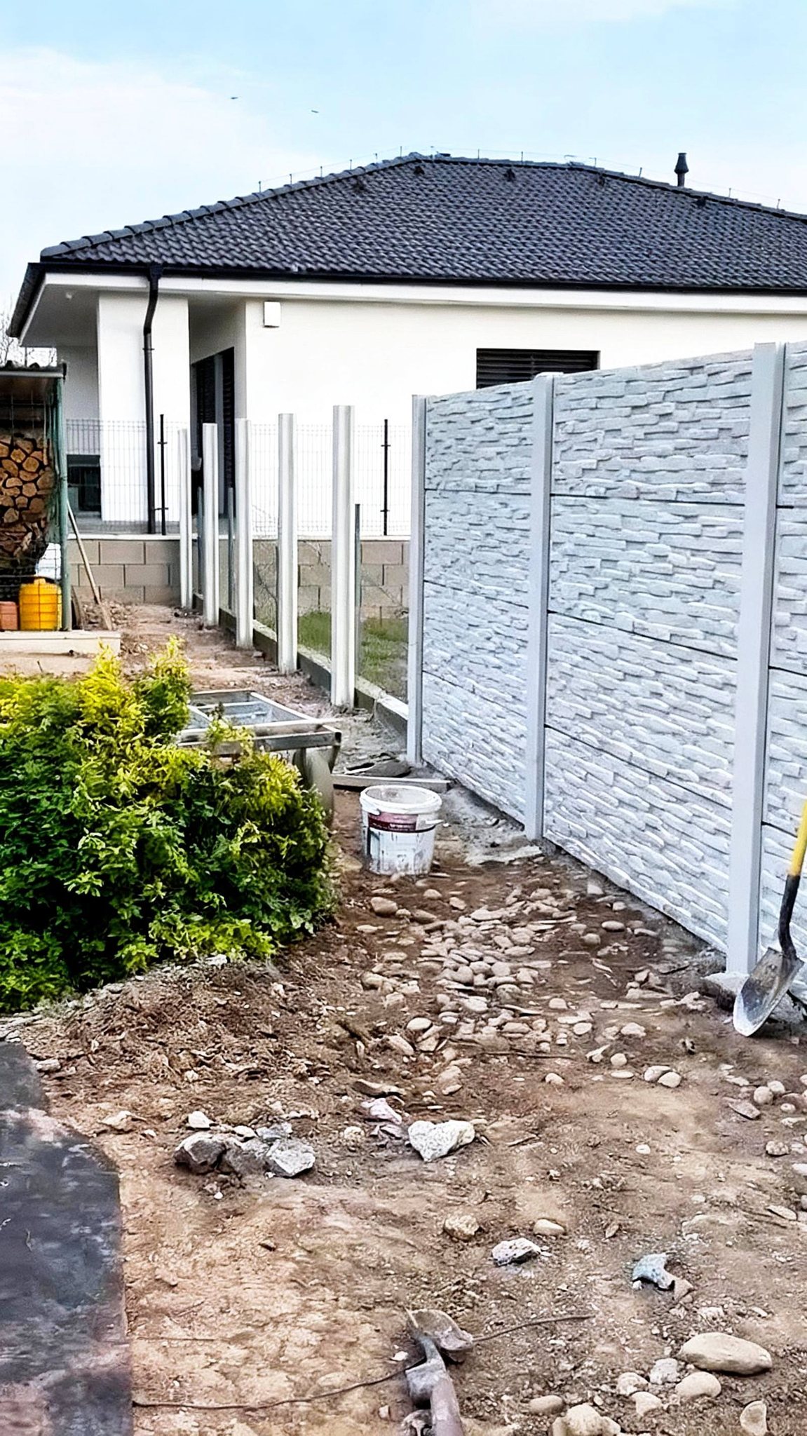 🏗️ Žiadne výhovorky, iba výsledky: Montáž v obci Práznovce! - 3